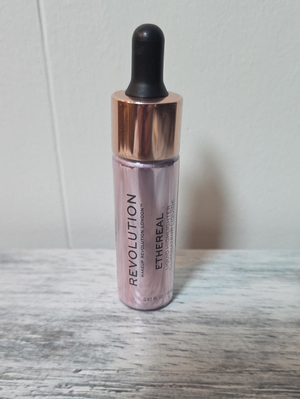 Revolution Ethereal Liquid Highlighter